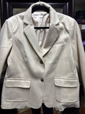 Women's Cream Single-Breasted Tailored Blazer